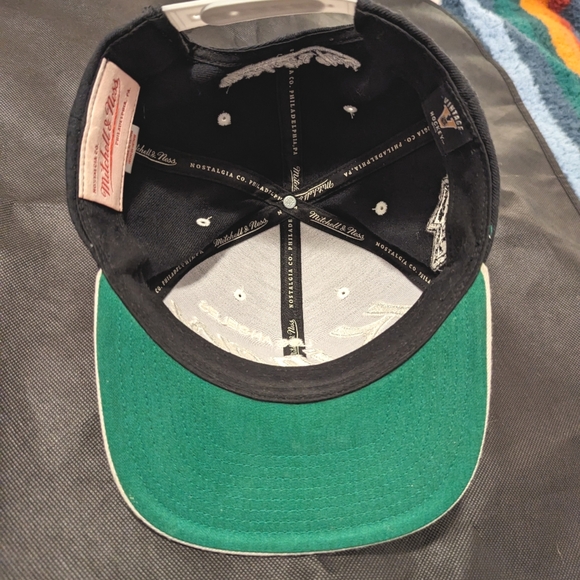 Mitchell and Ness Vintage LA Kings Hat - Picture 3 of 4